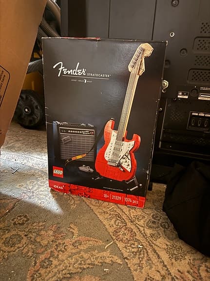 Lego Fender Stratocaster set