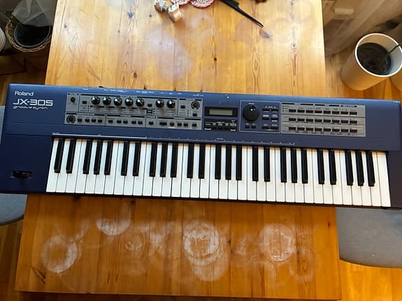Roland Jx-305