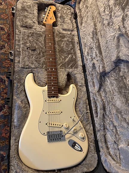 Fender American Elite Stratocaster 2016 olympic pearl