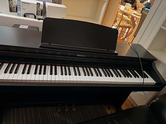 Technics SX-PX 224 digital Piano 180w