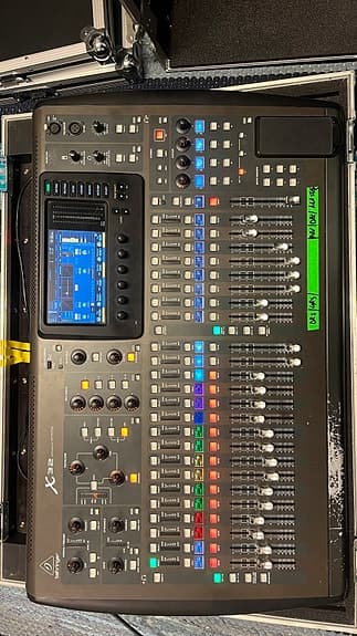 Behringer X32 Mikseri