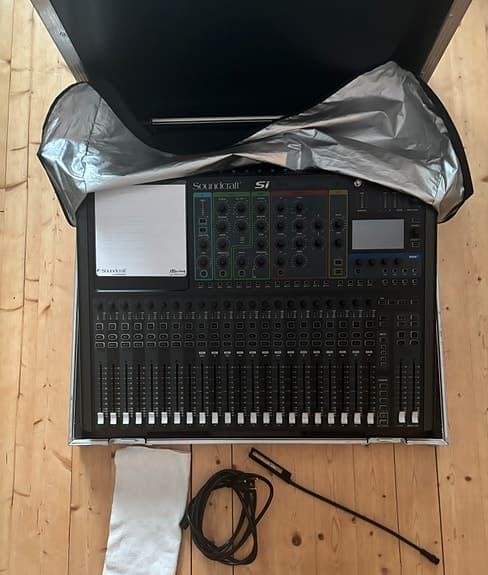 Soundcraft Si Compact 24 digitaalinen mixeri, TARJOA