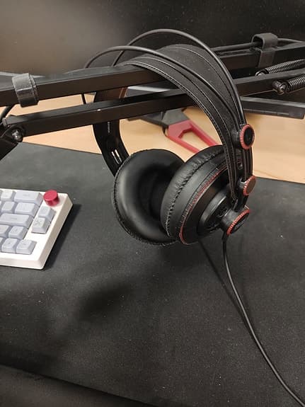 Superlux HD681 studiokuulokkeet