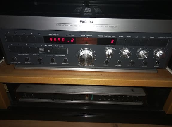 ReVox stereovahvistin / viritinvahvistin