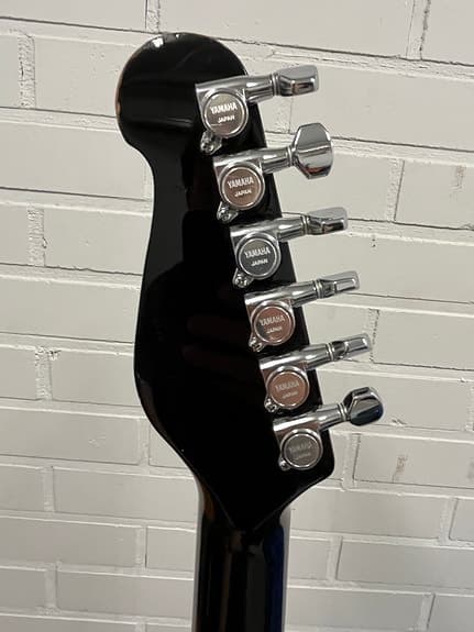 Yamaha SE 200 Stratocaster - image 3