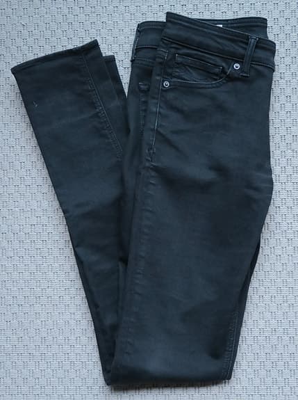 Kings of Indigo mustat farkut Juno Super Slim 29 x 34