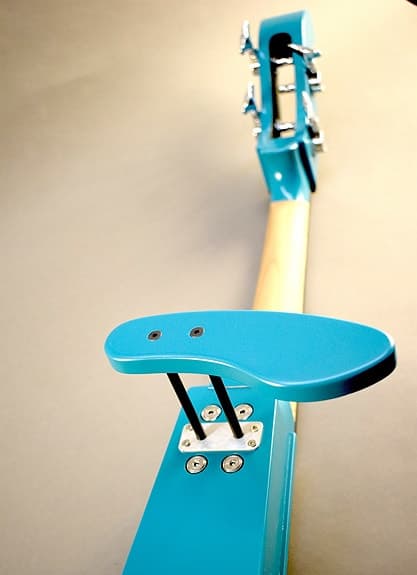Sähkösello - käsityö / Electric cello - handcrafted - image 2