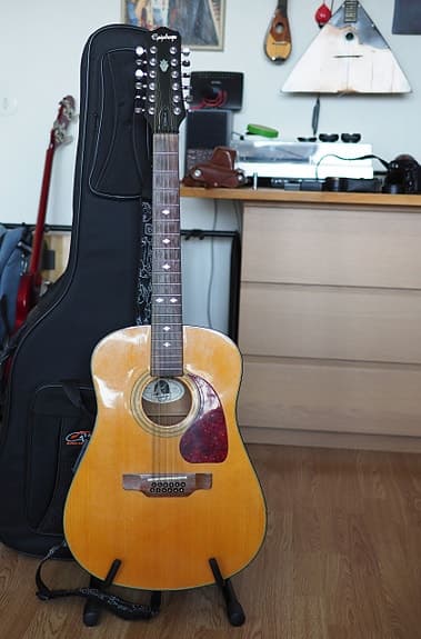Gibson Epiphone 12-String Acoustic Electric Guitar + case