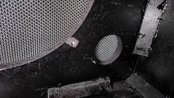 Tyhjä kaiutinkotelo / lisäkaappi pyörillä (DIY-projekti) - image 11