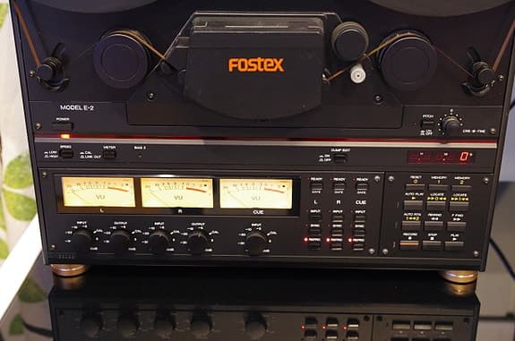 32kg HighEnd Hifiä: Fostex E2 studiokelanauhuri - image 3