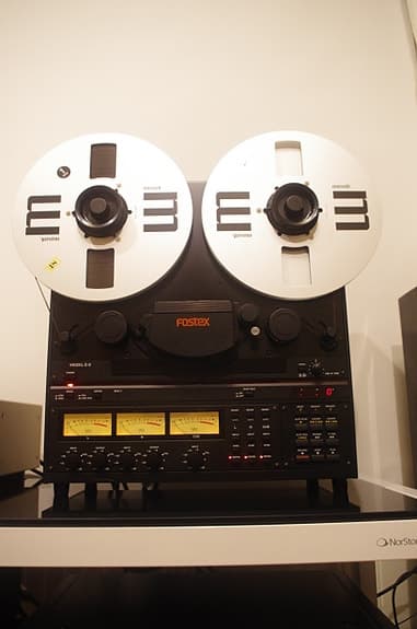 32kg HighEnd Hifiä: Fostex E2 studiokelanauhuri - image 8