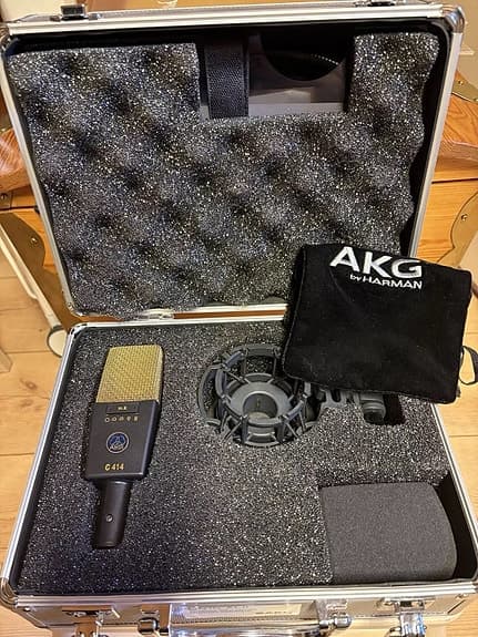 AKG C414 XLII -kondensaattorimikrofoni