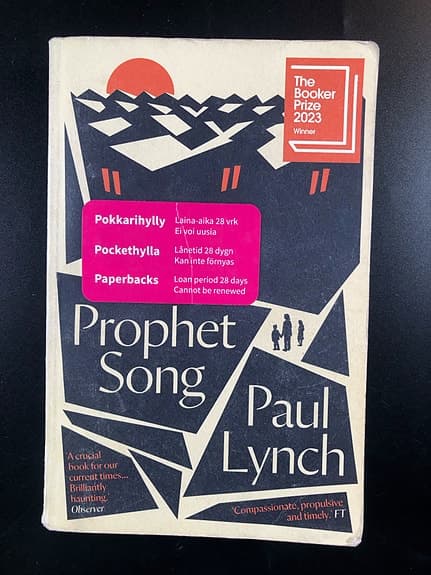 Prophet Song by Paul Lynch (Book in English)