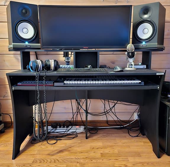 Yamaha HS8 Aktiivistudiokaiuttimet