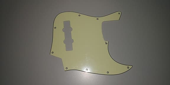 Jazz Bass Pickguard 10 hole Mint Green 3 Ply