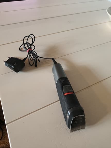 Philips Multigroom Series 500 trimmeri