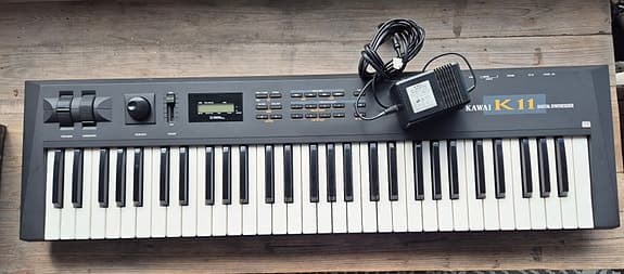 Kawai K-11 Digital Synthesizer (1993)