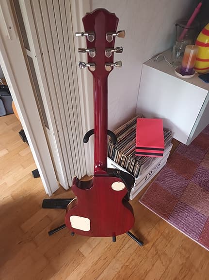 J&D LES PAUL vaihdetaan stratoon tai teleen - image 4