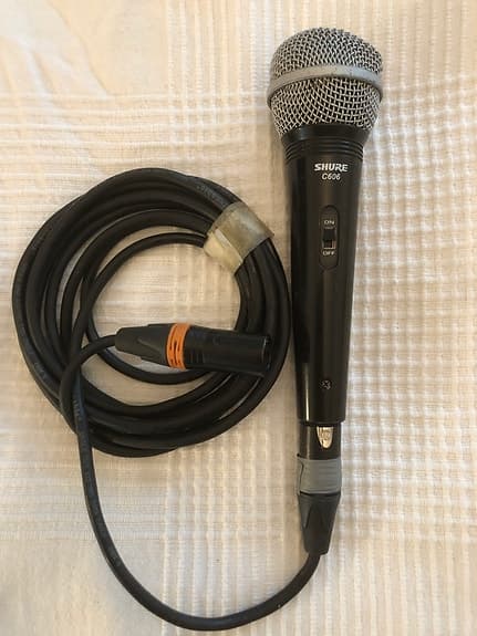 Shure C606 Dynamic Cardioid Mic with cable.