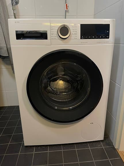 Pyykinpesukone / Washing machine