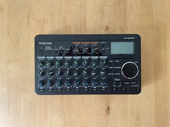 TASCAM DP-008EX MULTITRACK RECORDER (very good condition)