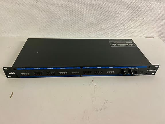 Symetrix 488 DYNA-Squeeze – 8-kanavainen kompressori