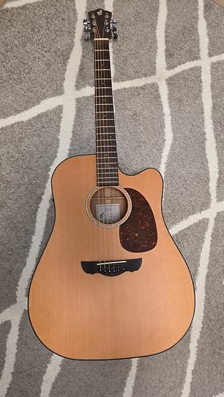 Harley Benton CLD-30SCM CE