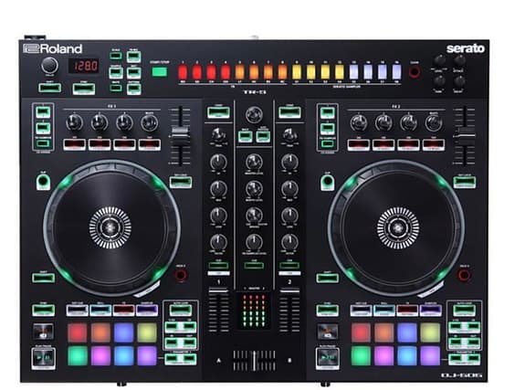Roland DJ-505 DJ-kontrolleri musta