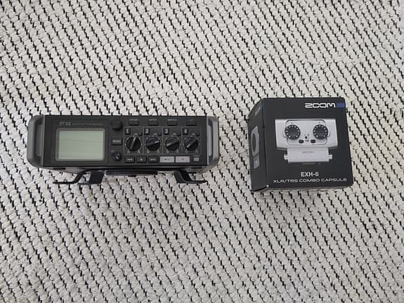 Zoom F4 -kenttä-äänitallennin + Zoom EXH-6