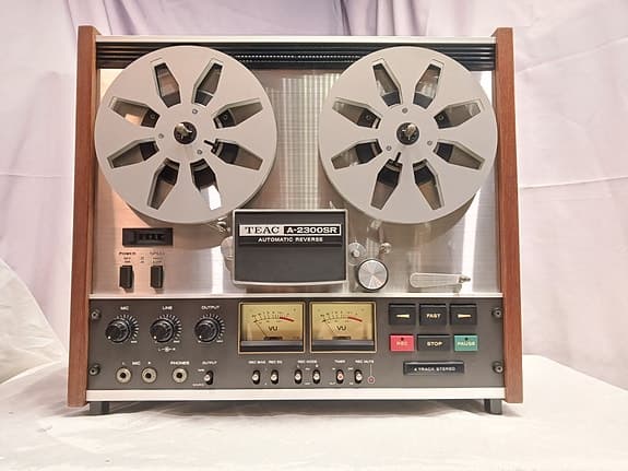 Teac A-2300SR Auto-Reverse Stereo kelanauhuri