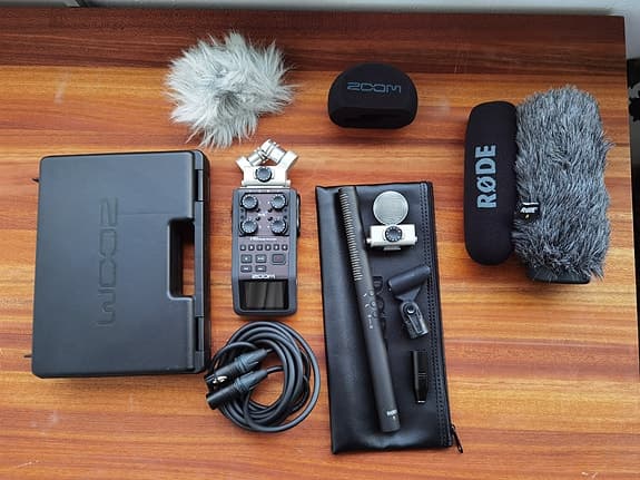 Iso kasa: Zoom H6 ja Rode....