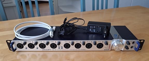 Zoom TAC-8 – 8-kanavainen Thunderbolt-äänikortti / etuaste
