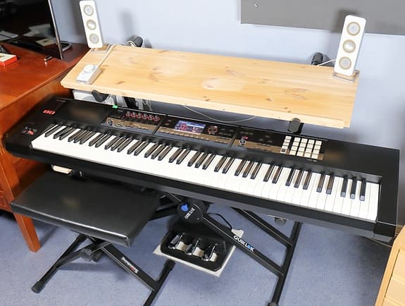Roland FA-08 Työasemasyntetisaattori - image 4