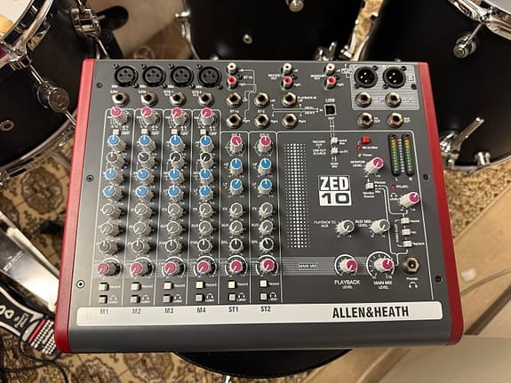 Allen&Heath Zed10