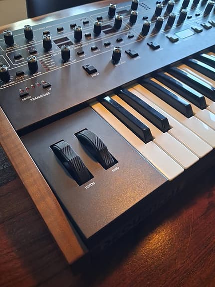 Myydään Sequential Prophet-6 - image 3