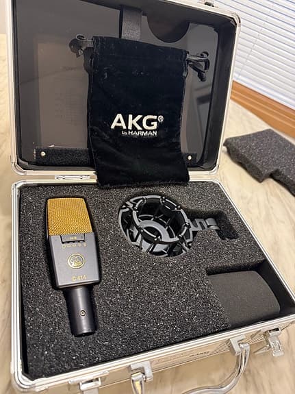 AKG C414 XLII -kondensaattorimikrofoni