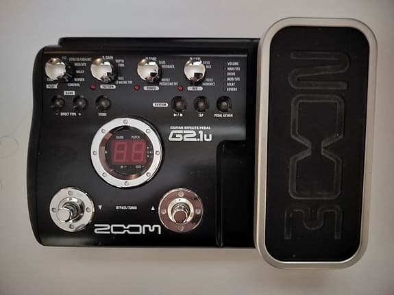 Zoom G2.1u kitaran multiefekti pedaali