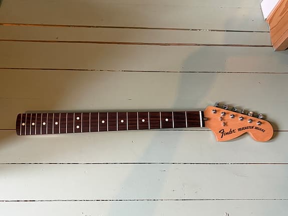Fender Chris Shiflett Telecaster deluxe kaula