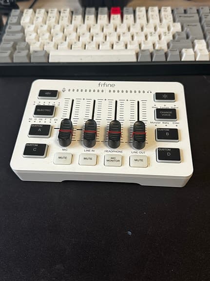 Fifine SC3 simppeli XLR mikseri striimaukseen