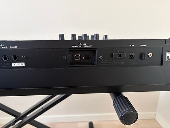 Roland Juno-DS88 syntetisaattori sähköpiano - image 4