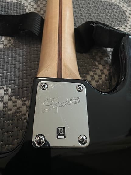 Fender Precision -tyylinen sähköbasso musta - image 8