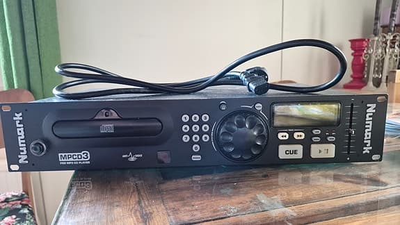 Numark MPCD3 Professional MP3/CD-soitin