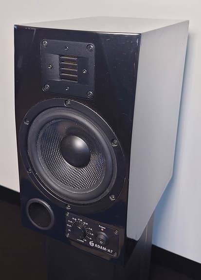 Adam A7 monitori pari
