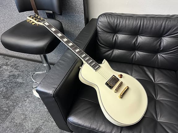 LTD NW-44 & Guitar Case