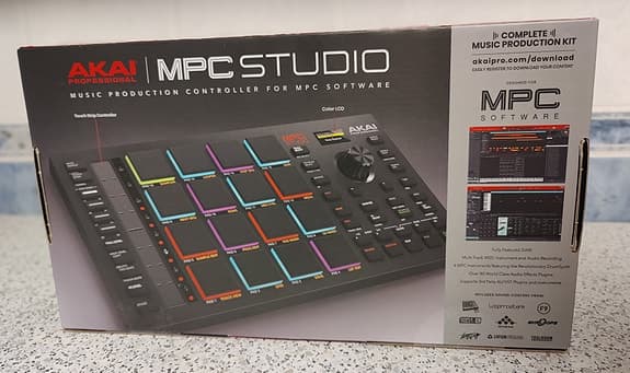Akai MPC Studio 2 - UUSI