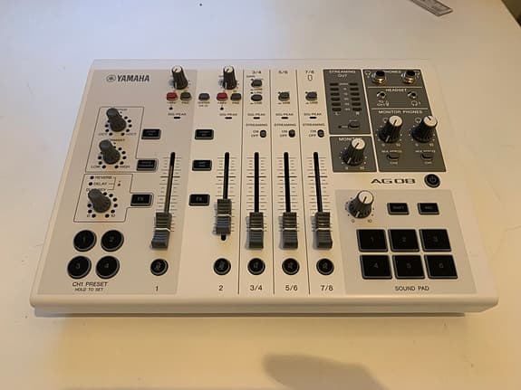Yamaha AG08 livemikseri/audio-interface