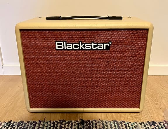 Blackstar Debut 15E -kitaravahvistin