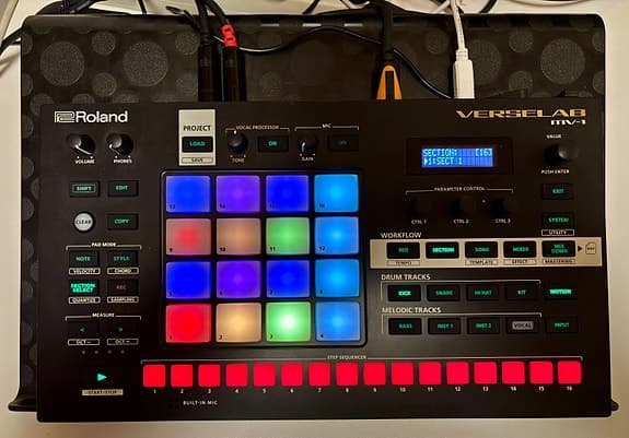 Roland Verselab MV-1 groovebox, takuu!