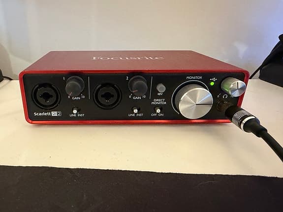 Focusrite Scarlett 2i2 gen2