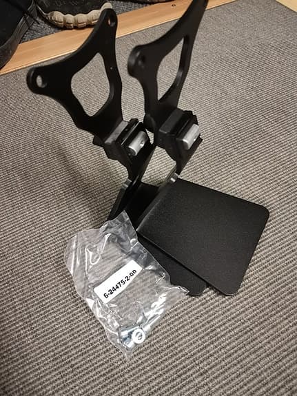 Genelec Z pöytäteline g1, 6010, 4010, 8010